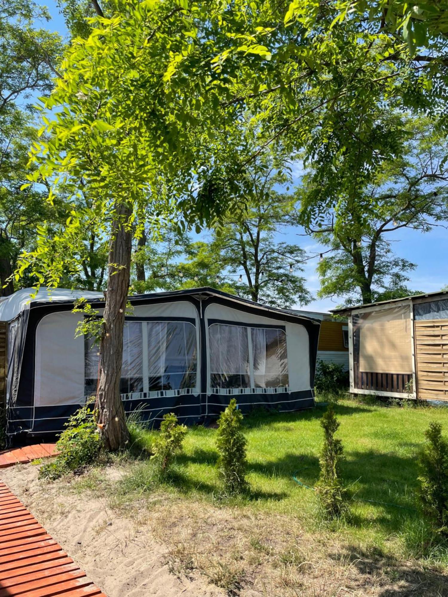 Hotel Sonata Camp à Jastarnia Extérieur photo