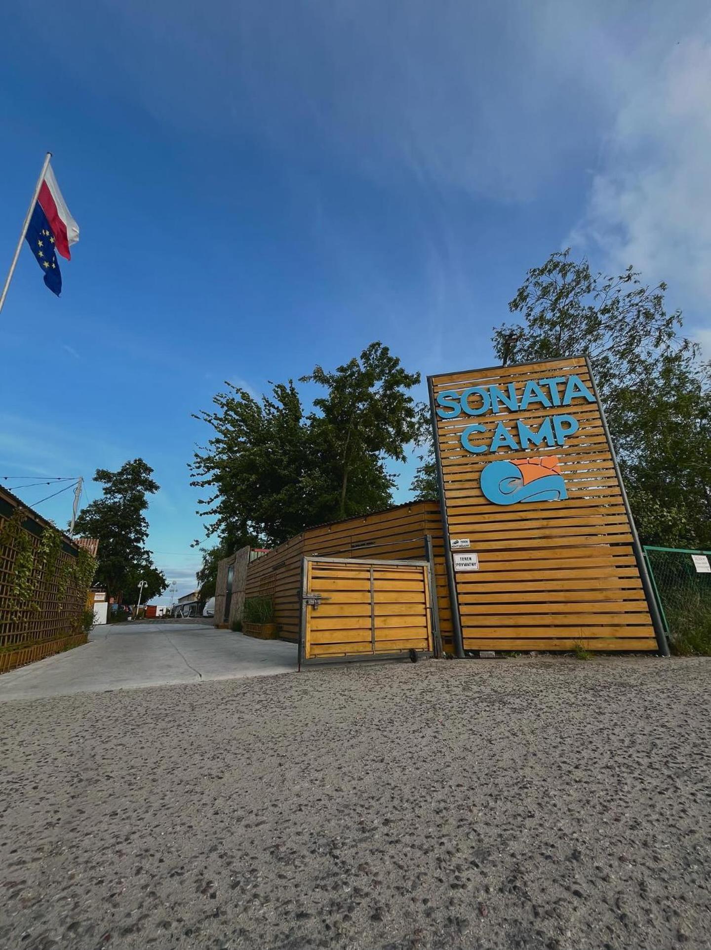Hotel Sonata Camp à Jastarnia Extérieur photo